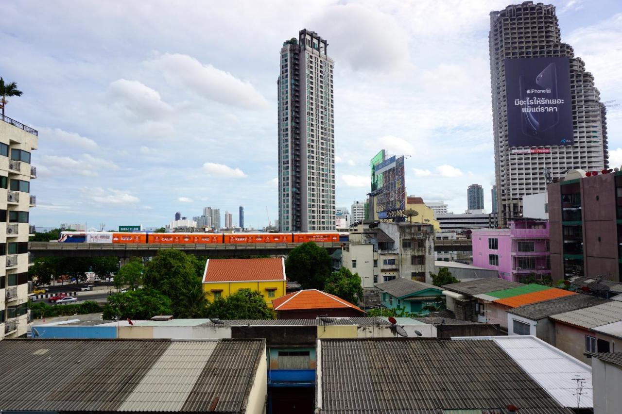 Snoozzze Hostel ใกล้รถไฟฟ้า ย่านบางรัก (Adults Only) Bangkok Exterior foto